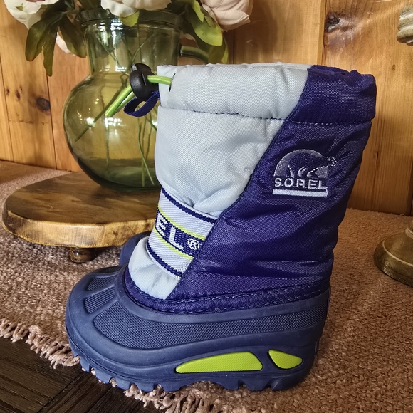 Sorel CUB Boots in Light Gray and Blue Winter Boots Boys - Picture 3 of 6